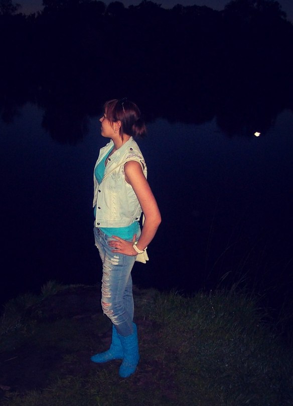 Видела его с той девушкой там..Слышала,что он с этой девушкой тут..Подруги говорят не грусти,забудь..Он не заслужил,он тебя обманул.., Алина и Дима