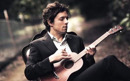 песня, которую исполняет тот самый 4-х летний корейский мальчик), Jason Mraz